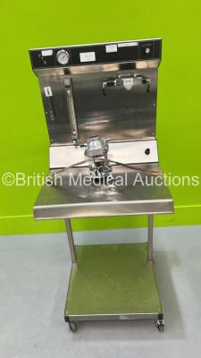 Vet Tech Solutions Induction Anaesthesia Machine with GAS Isoflurane Vaporizer and Hose (Powers Up)