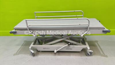 Wardray Premise GT 5001 Hydraulics Patient Examination Couch with Mattress (Hydraulics Tested Working) *S/N 599*