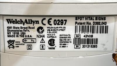 1 x Zoll Thermogard XP Cooling Device * Mfd 2011 * and 1 x Welch Allyn Spot Vital Signs Monitor (Both Power Up) *TGXP 10165 / 201215283* - 6