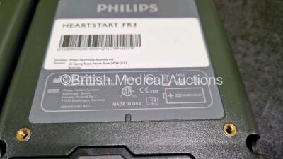 2 x Philips FR3 Defibrillators (Both Power Up) in Carry Case with 2 x LiMnO2 Batteries *Install Before - 2024 / 2024* **SN C16H005 / C16H00315** - 5